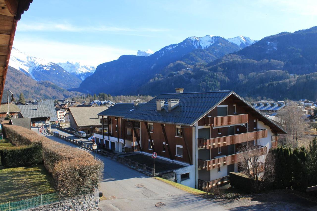 La Ferme De Sous-Lachat Samoens Exterior photo