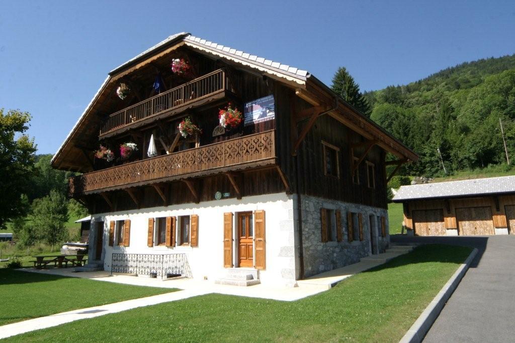 La Ferme De Sous-Lachat Samoens Exterior photo